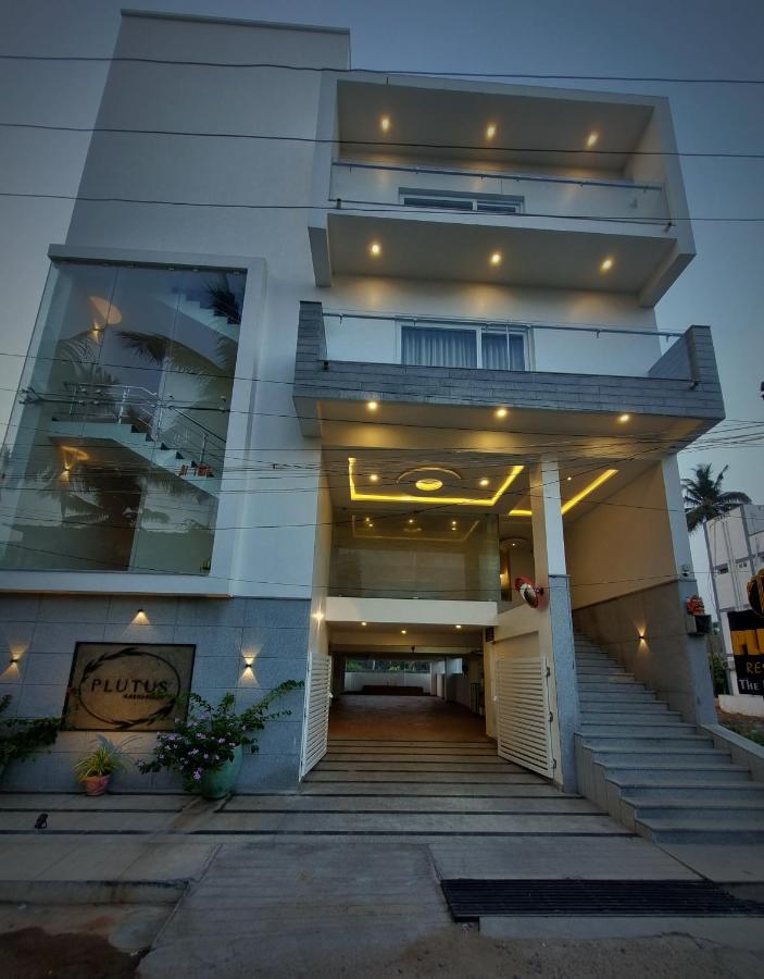 黎明之村 Plutus Residency酒店 外观 照片